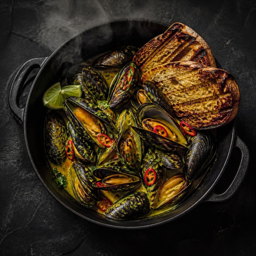 Coconut curry mussels with grilled bread